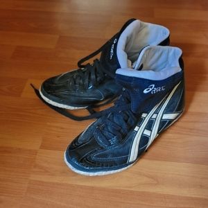Mens asics wrestling shoes